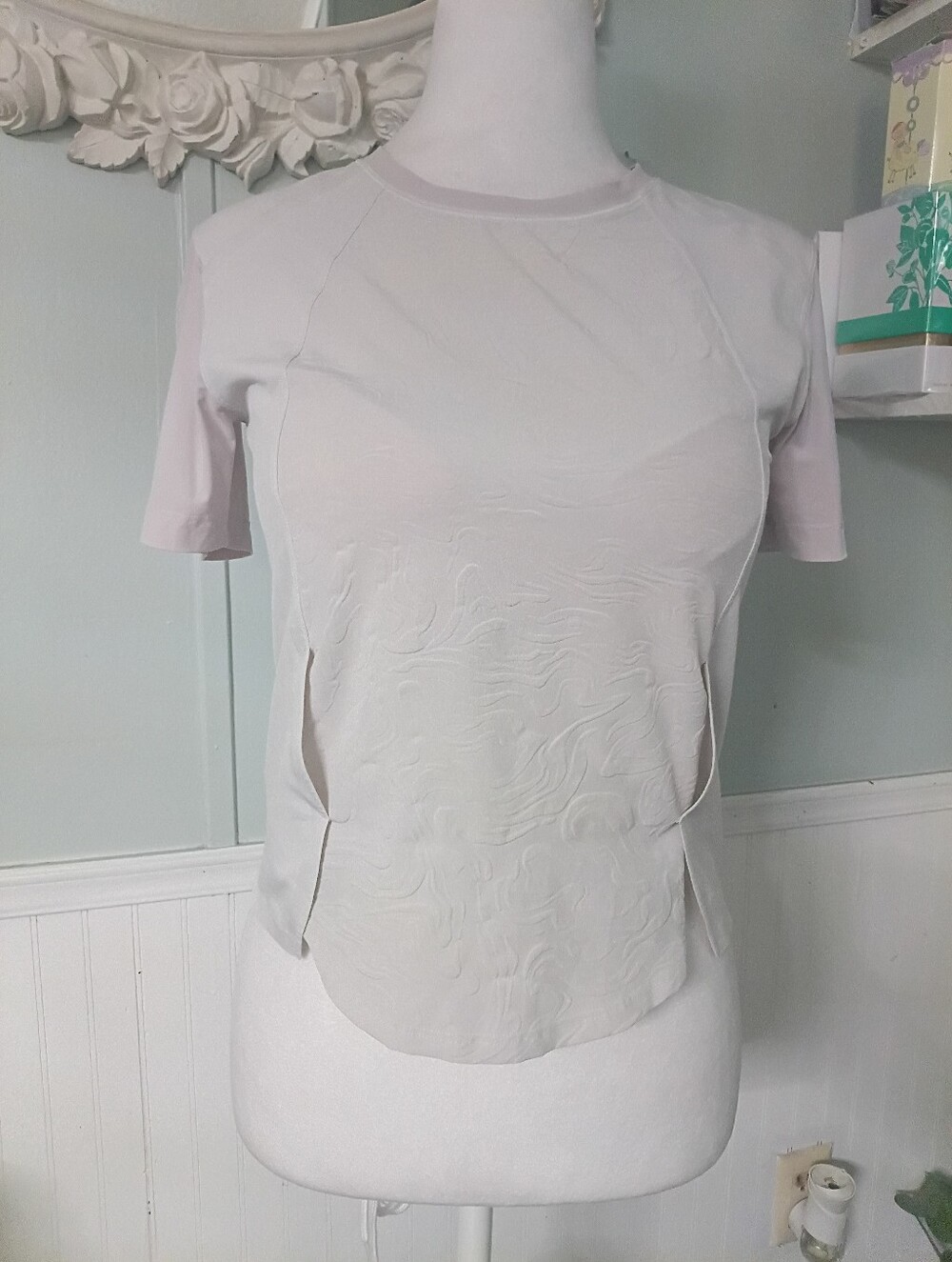 lululemon athletica Pale Pink Sculpted Short Sleeve Tee